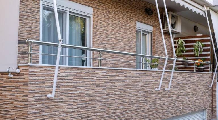 Apartment with patio — photo 4
