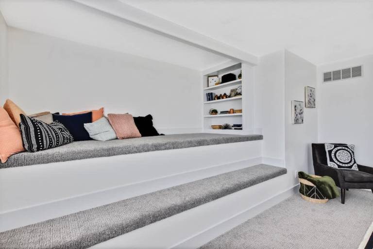 Family-oriented pleasant house with yard | Pets are welcome — photo 4