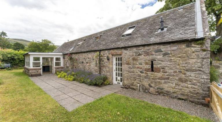 Vacation home with garden in Stirling
