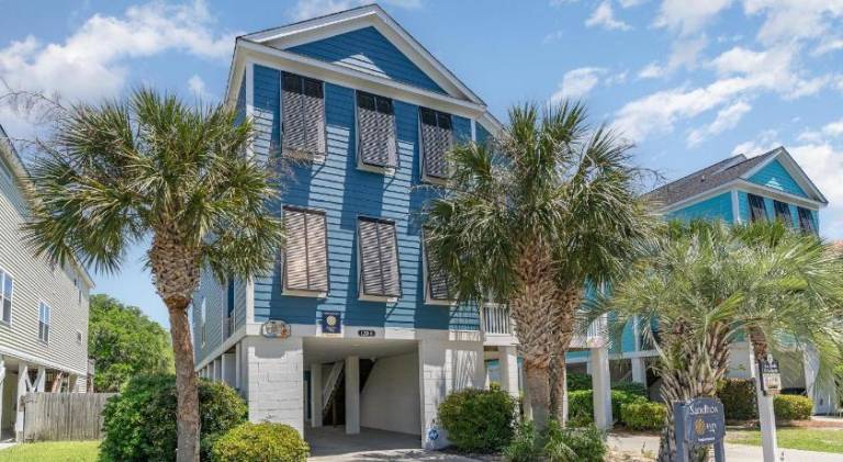 Vacation home with pool in Garden City, SC