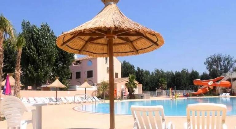 Resort  Sauvian