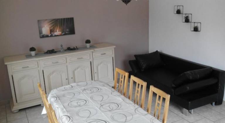 Pleasant holiday apartment | Pet-friendly in Lens