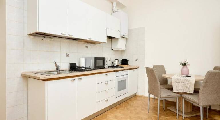 Apartment | Next to Prague astronomical clock — photo 3