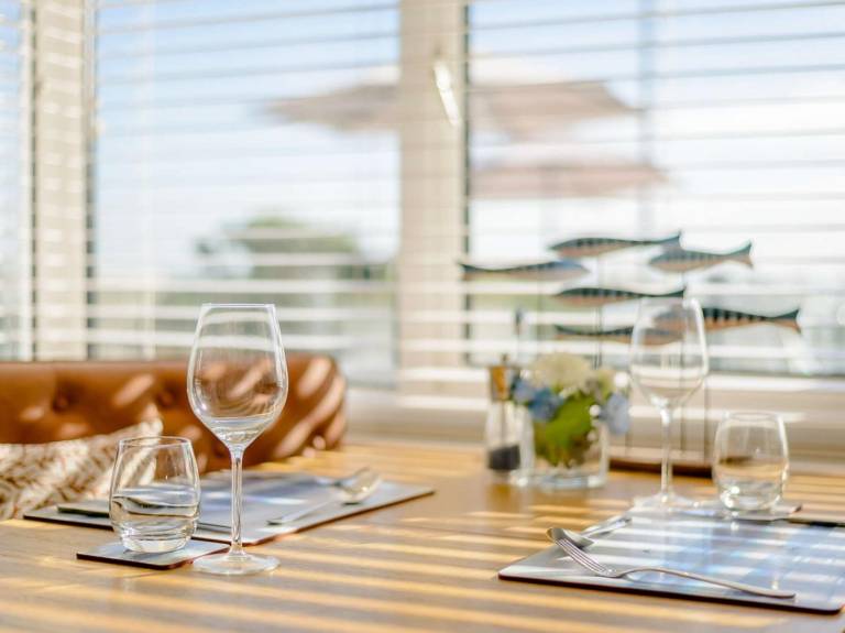 Apartment with terrace | Water view — photo 5