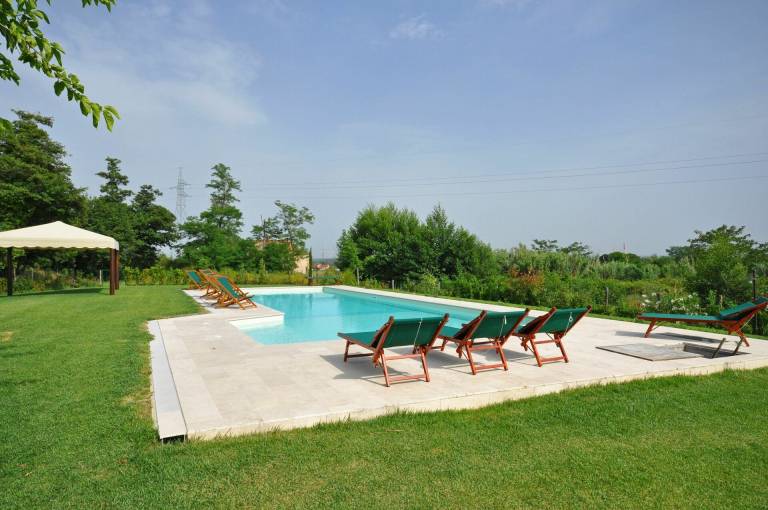 Villa with private pool, grill & garden — photo 5