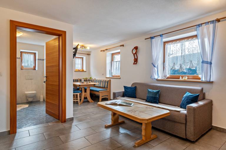 Holiday Apartment 'Stöcklhuberhof' with Mountain View, Shared Garden, Terrace & Wi-Fi — photo 2