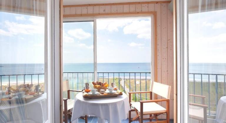 Logis Hotel Restaurant De La Plage — photo 4