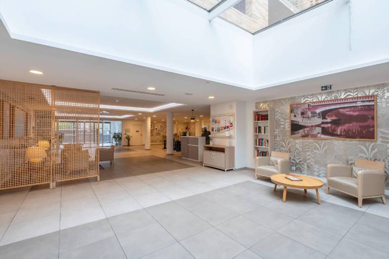 Quality Aparthotel Toulouse Ponts Jumeaux in Toulouse