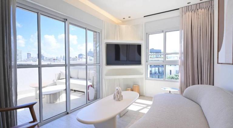 Rental apartment with terrace | Next to Carmel Market | Close to the beach | Pet-friendly — photo 2
