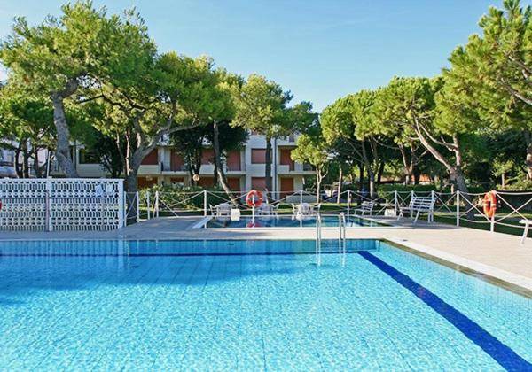 Holiday apartment with pool | Close to the beach | Pets allowed — photo 3