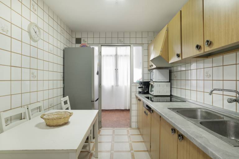 House with fast internet & patio | City view | Next to the beach | Pets are welcome — photo 5