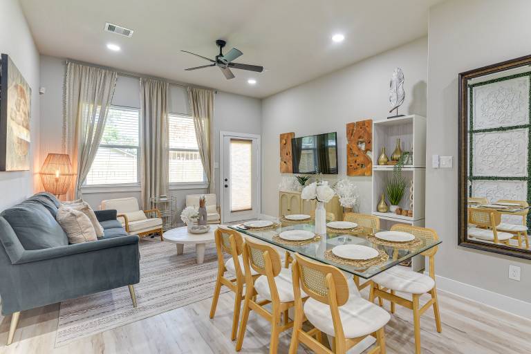 Private Patio & Yard Houston Retreat Near Golf