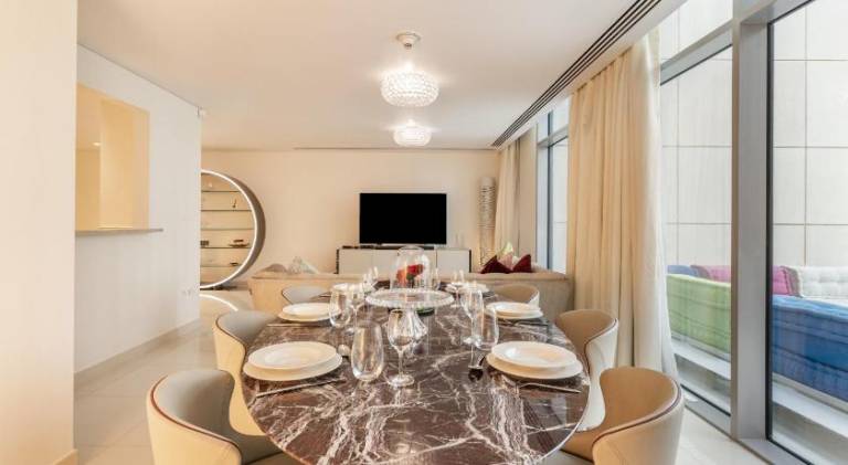 Holiday apartment with pool | Next to Burj Khalifa — photo 3