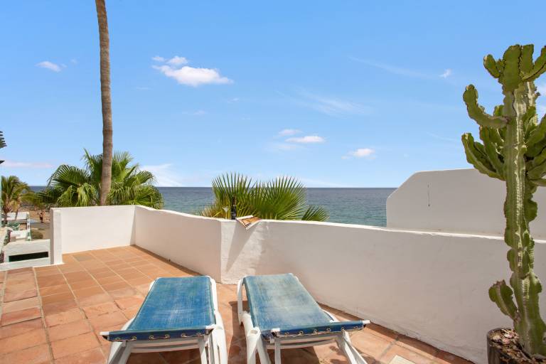 Holidays at 'The Beach House Lanzarote' with Sea Views, Private Terrace and Wi-Fi — photo 2