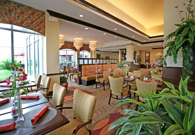 Hilton Garden Inn Cincinnati Blue Ash — photo 5