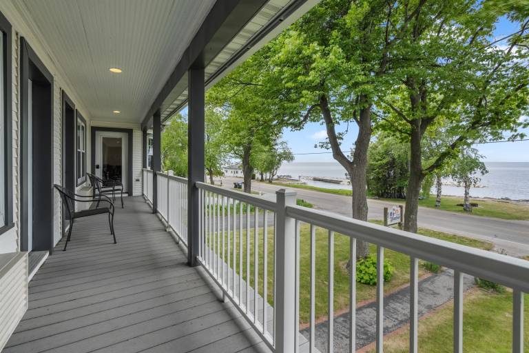 House Sturgeon Bay