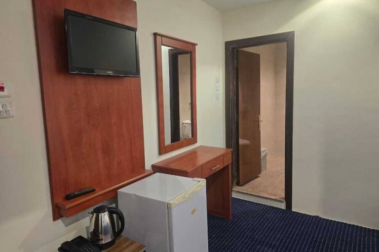 Al Farabi Hotel