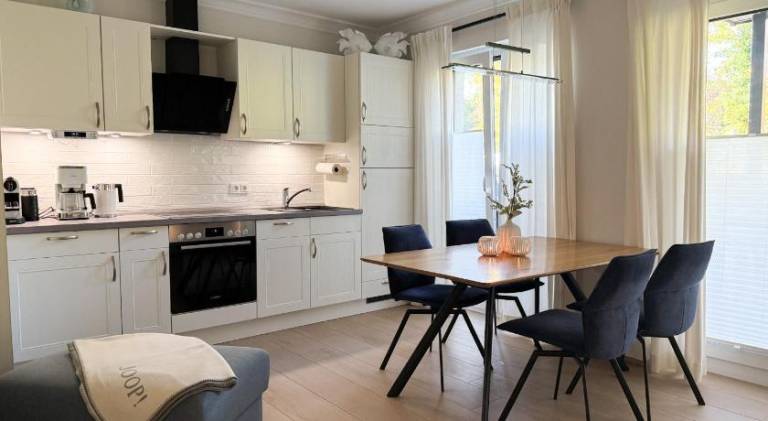 Holiday apartment with sauna, yard & terrace | Next to the beach | Pets are welcome — photo 3