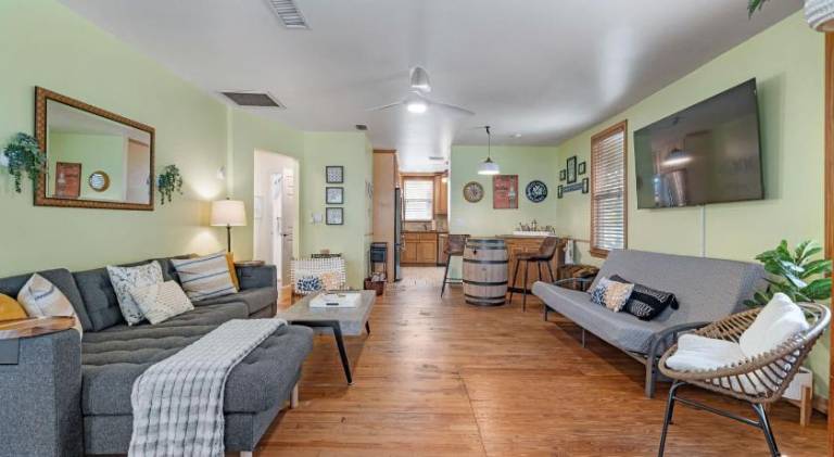 Big house | Suitable for remote work | Dogs allowed — photo 3