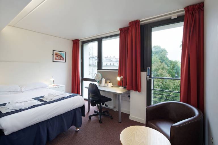 Bed and breakfast Central London