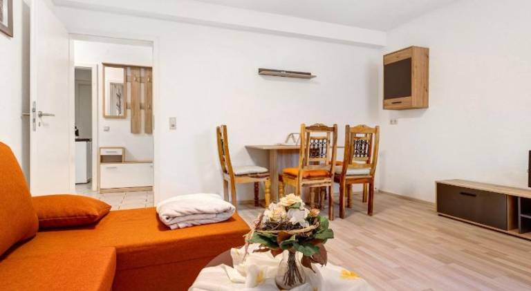 Holiday apartment with 1 room for 4 persons — photo 4