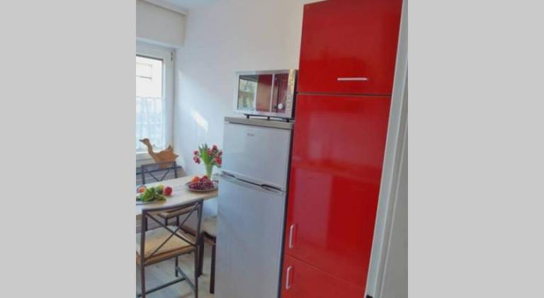 Rental apartment with 2 rooms for 4 persons — photo 3