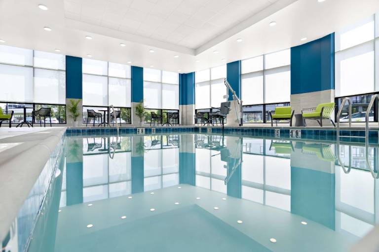 Hampton Inn & Suites by Hilton Chicago Medical District UIC — photo 3