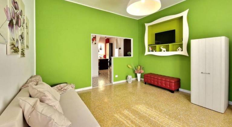 Rental apartment with 2 rooms for 6 persons — photo 2