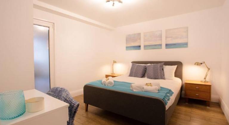 Beautiful apartment | Near Manchester Town Hall | Suitable for remote work | Pets allowed — photo 5