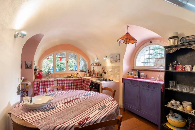 Family-oriented charming vacation home with patio, barbeque & yard | Garden view | Suitable for remote work | Pet-friendly — photo 3