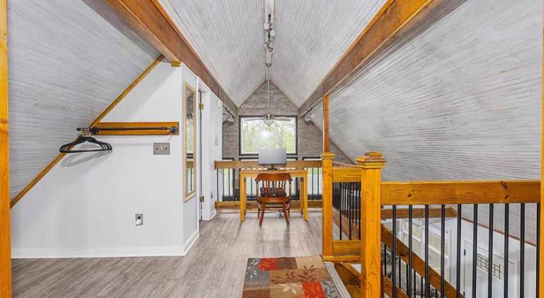 Bryce Chalet - Hot Tub, Game Room, Fire Pit, Pets — photo 5