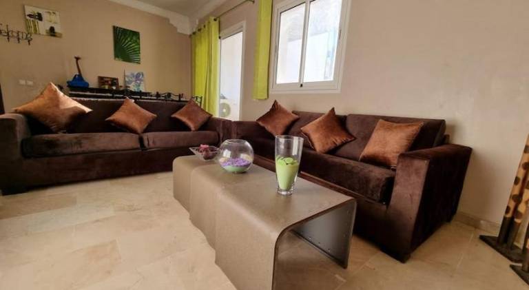 Apartment with pool | Pets are welcome — photo 2