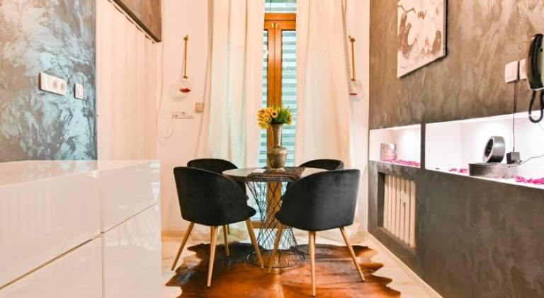Lovely apartment with terrace | Near Alexander Nevsky Cathedral | Pets allowed — photo 4