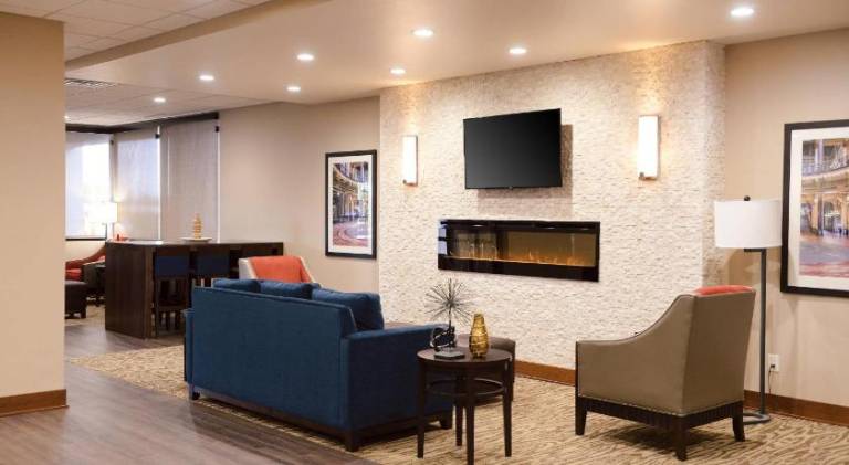 Comfort Inn & Suites Event Center — photo 4