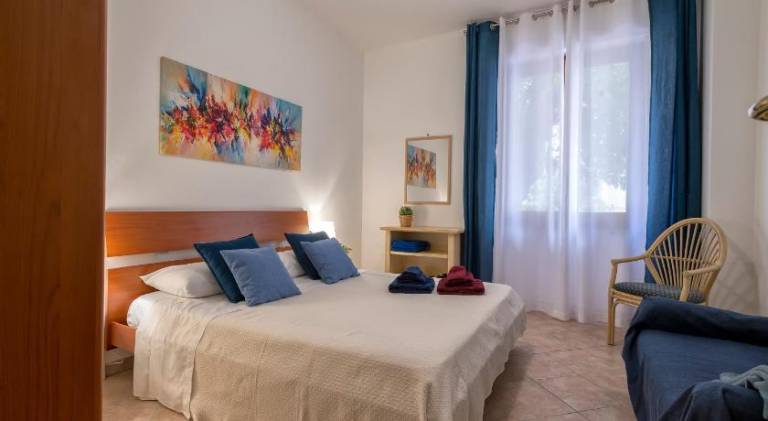 Holiday apartment with 1 room for 4 persons in Alghero
