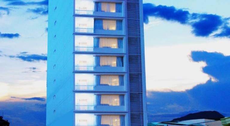 Azura Hotel — photo 2