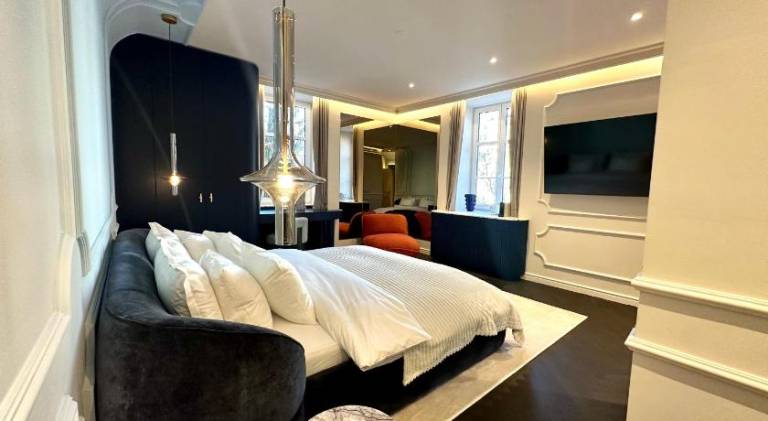 Aurora Luxury Riverside Suites — photo 2