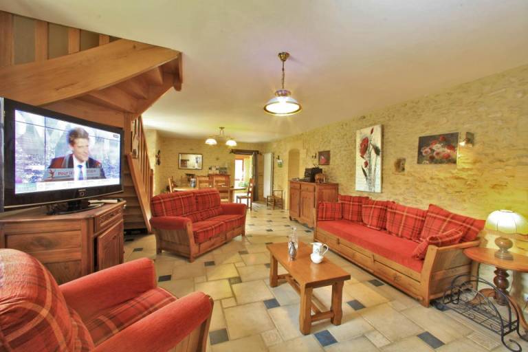 Wonderful gite with terrace, grill & yard | Pet-friendly — photo 4