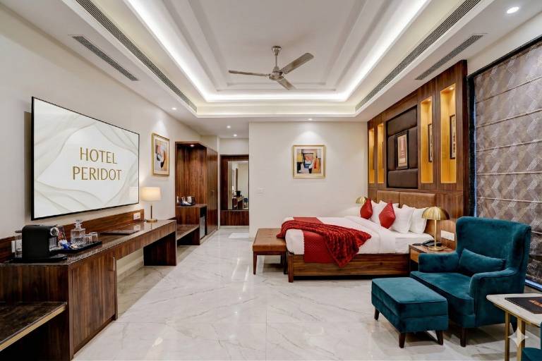 Hotel Peridot-Delhi Airport in New Delhi