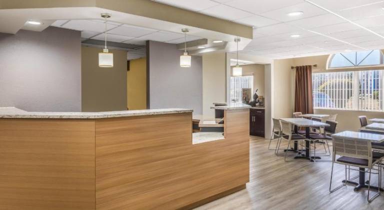 Microtel Inn & Suites by Wyndham Florence — photo 2