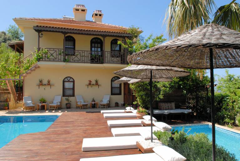 Villa with jacuzzi, private pool & BBQ in Fethiye