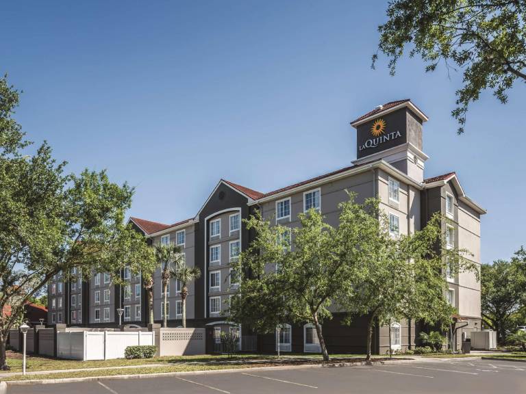 La Quinta Inn & Suites by Wyndham Orlando Lake Mary in Lake Mary, FL