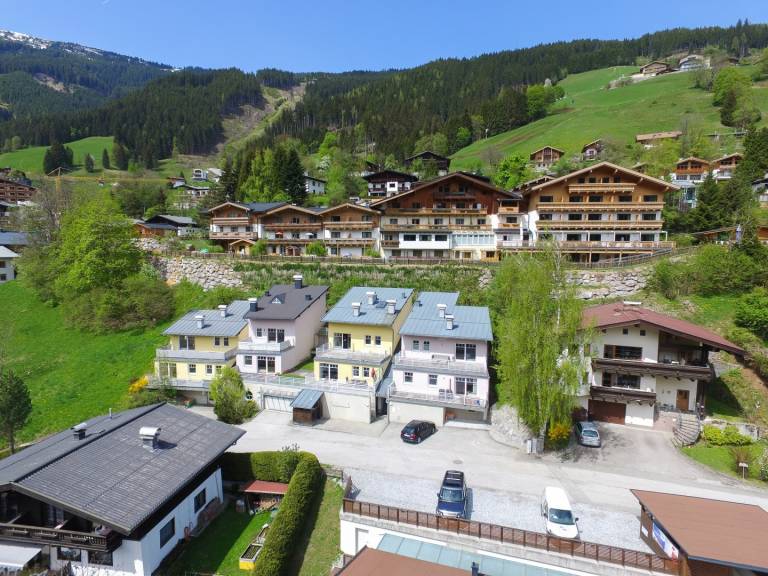 Fully equipped rental apartment with terrace & garden | Next to the ski | Pets allowed — photo 5