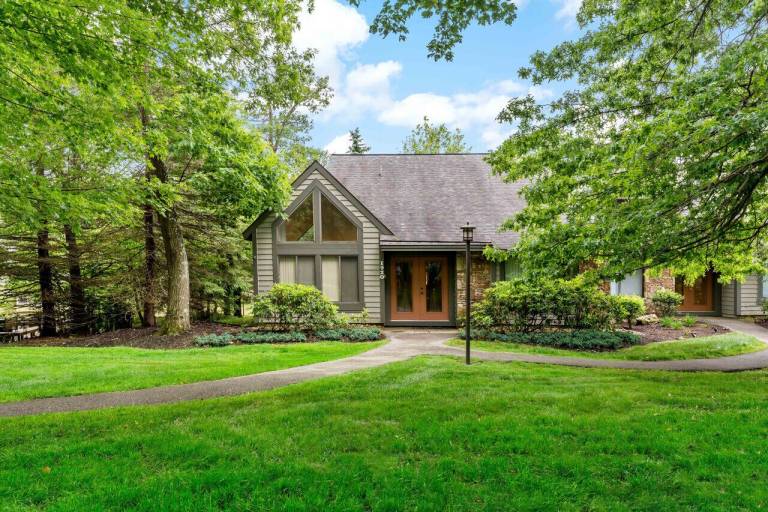 House  Seven Springs