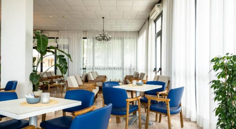 Hotel Globus — photo 5