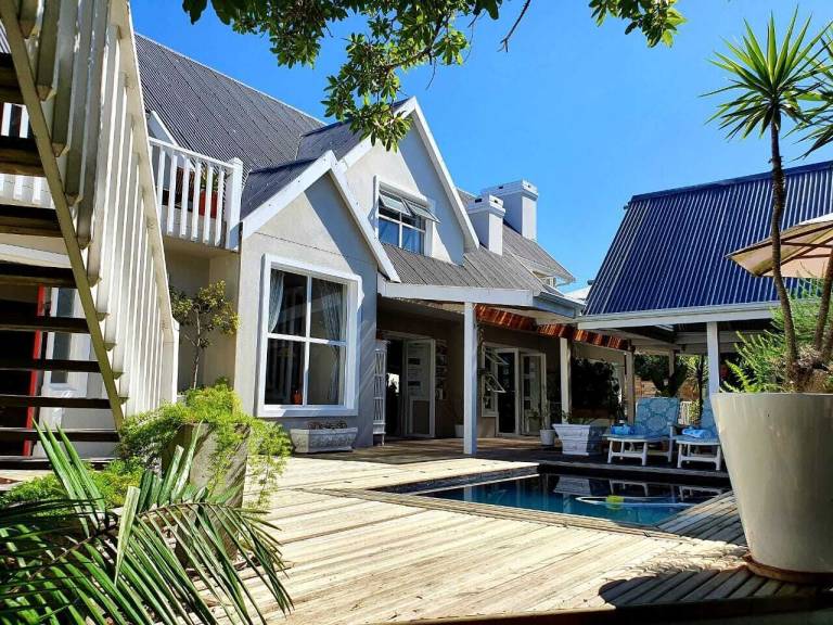 Bed & Breakfast  Plettenberg Bay