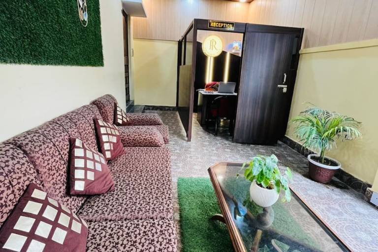Rudraksh Inn