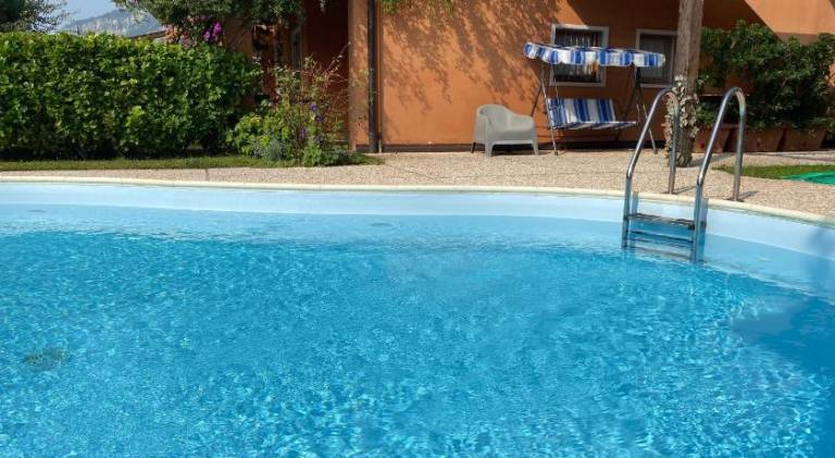 Apartment with pool | Pets allowed — photo 4