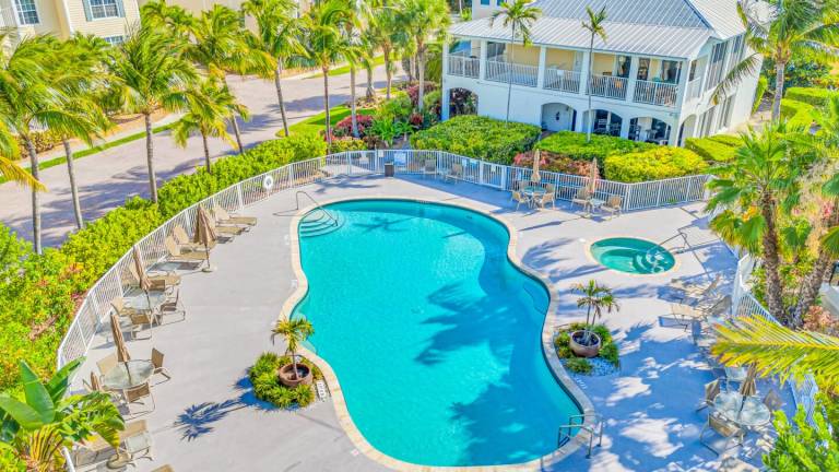 Ocean View Duplex Penthouse Retreat amenities: Tennis court, heated Pool — photo 4
