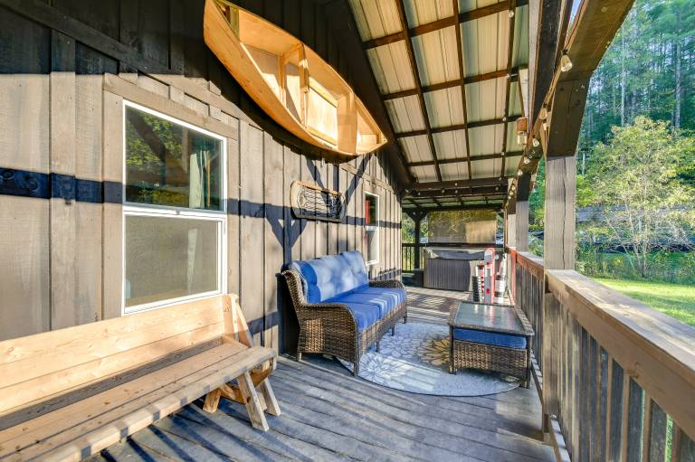 Fireside Evenings: Red River Gorge Gem w/ Hot Tub — photo 3